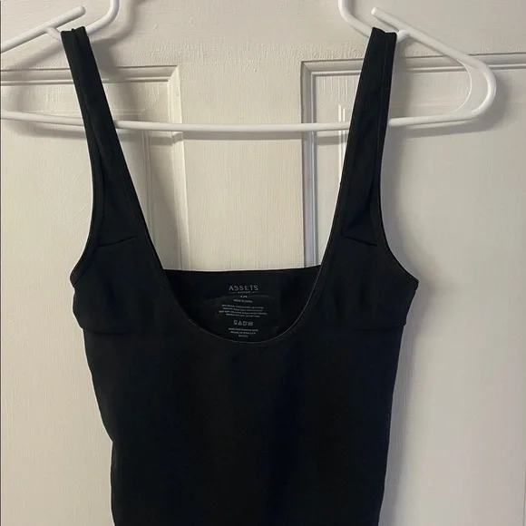 Assets by Spanx black one piece shapewear bodysuit with shorts women’s size 1X - Picture 2 of 13